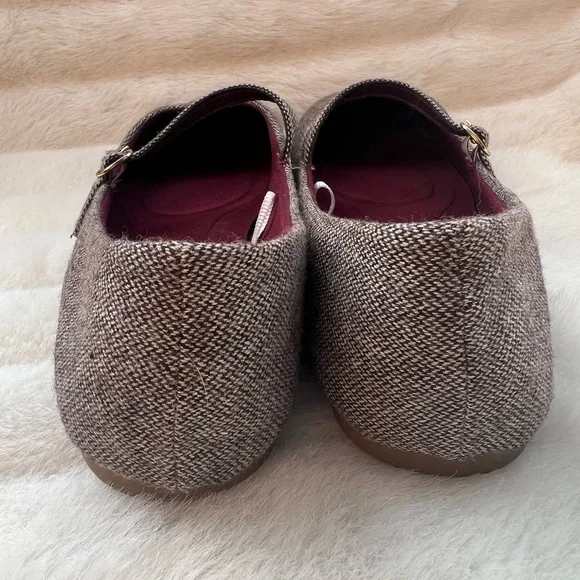 Jellypop Women's Tweed Mary Jane Flats - Picture 6 of 8